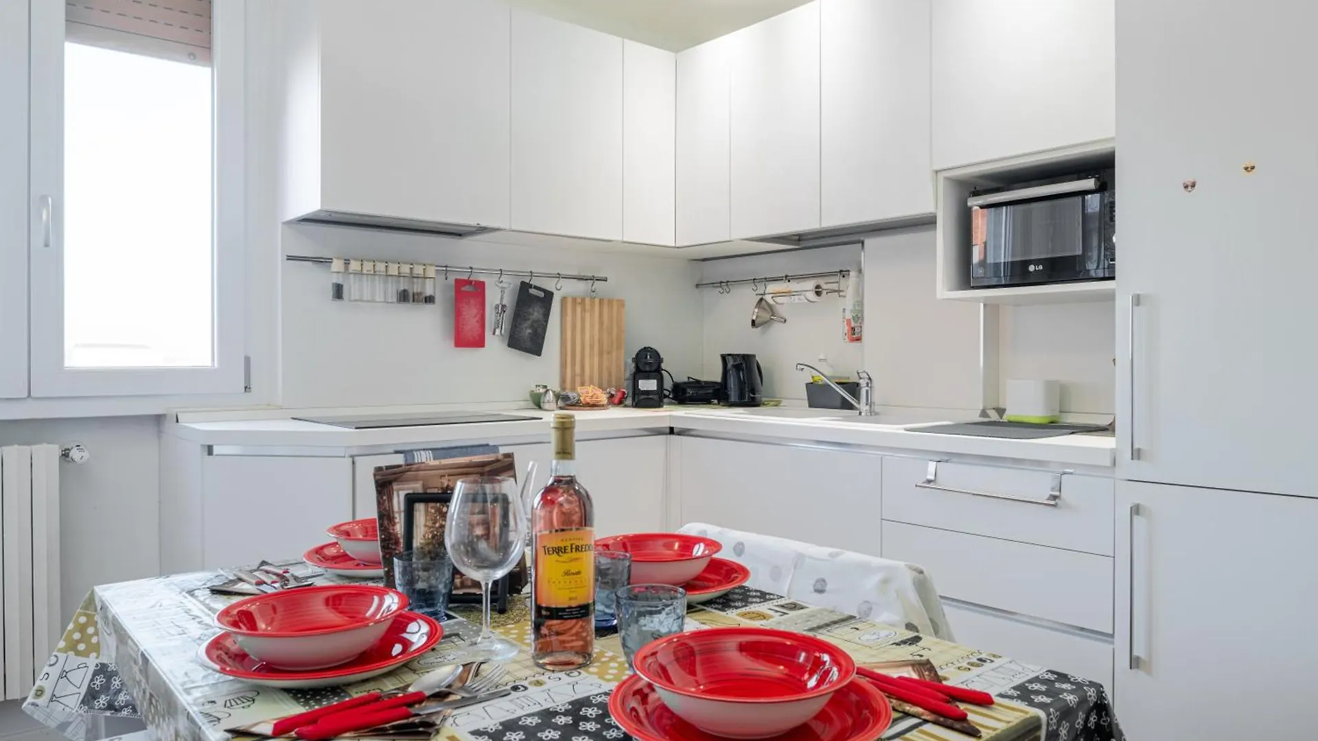 Appartamento Incantevole A San Donato Milanese 0*,  Italy